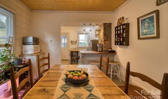 107 Riverview Dr, Asheville, NC 28806