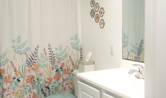 3163 Lake Hvn, Ann Arbor, MI 48105