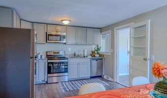 22 Mulberry St, Asheville, NC 28804