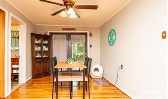 47 Campground Rd, Asheville, NC 28805