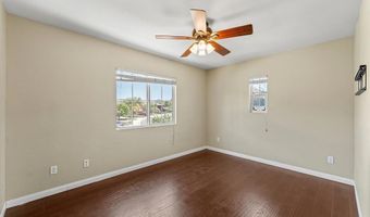 1049 Boulder Pl, Oceanside, CA 92057