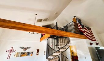 806 SPOTTED WOLF Ave, Aztec, NM 87410