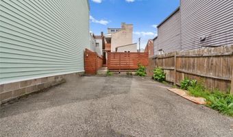119 S 13th St, Airville, PA 15203