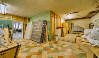 321 S Canyon St, Carlsbad, NM 88220