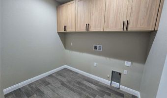 20401 Tonawanda Rd, Apple Valley, CA 92307