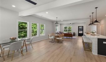 1104 Berkeley St, College Station, TX 77840