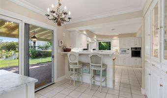 2086 Playa Rd, Carlsbad, CA 92009