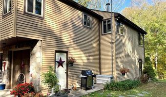 550 Twin Brook Ln, Coventry, RI 02816