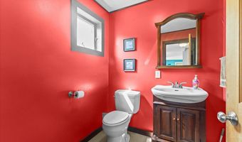 580 River Rd, Cambridge, VT 05464