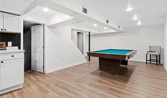 190 Auburn St, Cranston, RI 02910