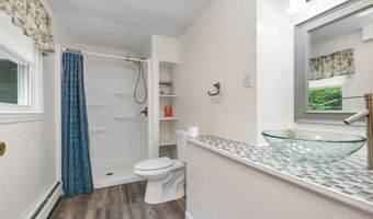 1 Woodland Cir, Bow, NH 03304