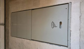 21207 Lawrence 1230, Aurora, MO 65605