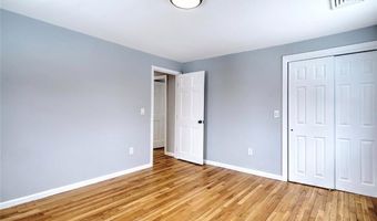 3 Pinetop Rd, Barrington, RI 02806