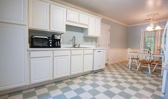 165 Spring Lk, Athens, GA 30605