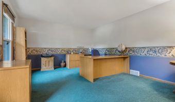 710 Sprucetree Ln, Algonquin, IL 60102