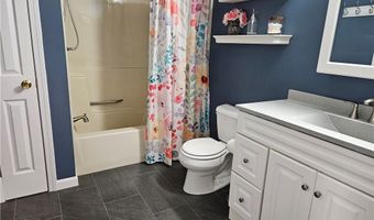 154 Bear Hill Rd 904, Cumberland, RI 02864