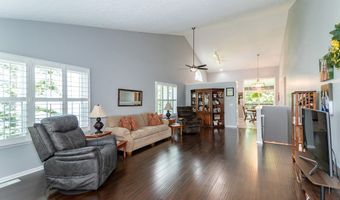 118 Kensington Ct, Aurora, OH 44202