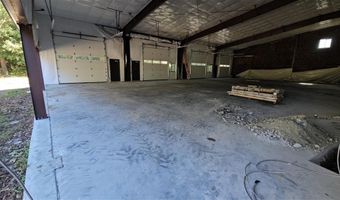 120 Broad Common Rd, Bristol, RI 02809