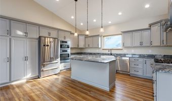 7644 White Pine Cir, Billings, MT 59106