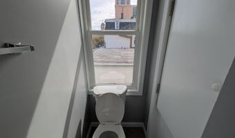 16 N Iowa Ave, Atlantic City, NJ 08401