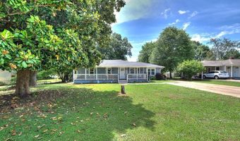 120 Swain Ave, Boiling Springs, SC 29316