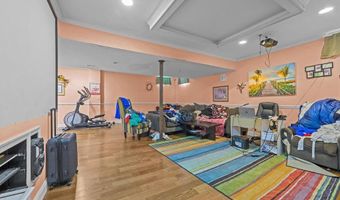 120 WYNNEFIELD Rd, Bear, DE 19701