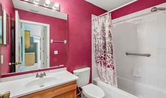 7723 BRISTOL PARK Dr, Apollo Beach, FL 33572