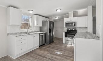 217 E Pointe Dr, Benton, LA 71006