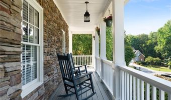 41 Golden Eagle Dr, Adairsville, GA 30103