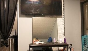 53 School St, East Providence, RI 02914