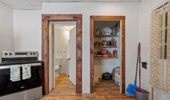 346 Locust Ave, Amsterdam, NY 12010