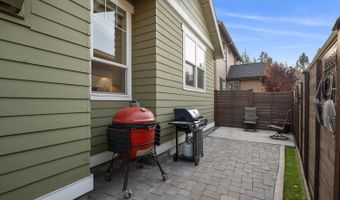 2721 NE Rosemary Dr, Bend, OR 97701