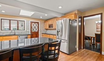 76 S Airmont Rd, Airmont, NY 10901