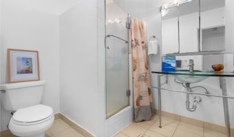 430 Kaiolu St 505, Honolulu, HI 96815