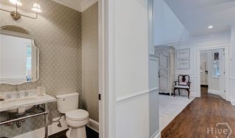 152 Thornhill Dr, Athens, GA 30607