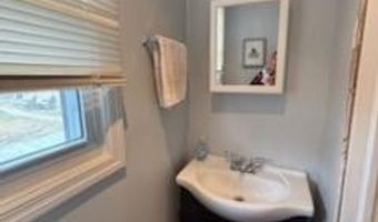 133 W GLOUCESTER Pike, Barrington, NJ 08007