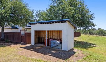 17962 Coyote Ln, Anderson, CA 96007
