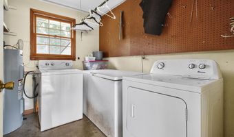 944 4th Ave NW, Arab, AL 35016