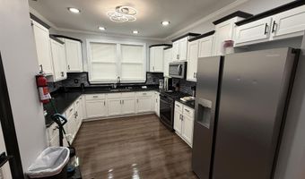 202 Panola Ave, Batesville, MS 38606