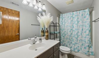 3020 SW Butternut Dr, Ankeny, IA 50023