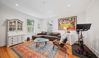3031 NEWARK St NW, Washington, DC 20008