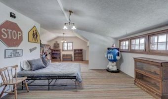 1418 Cleveland Ave, Baxter Springs, KS 66713
