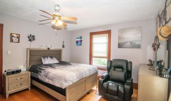 71 Riley Ave, Manchester, NH 03103