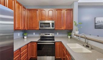 15340 Founders Ln 203, Apple Valley, MN 55124