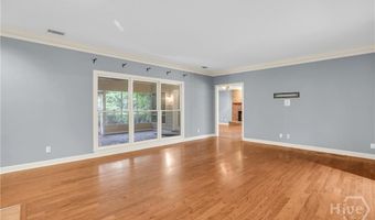 12 Majestic Oaks Cir, Savannah, GA 31406