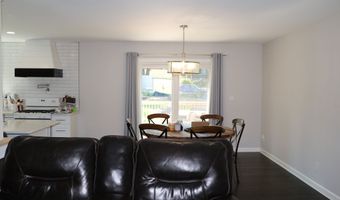 6 Greenfield Dr, Ansonia, CT 06401