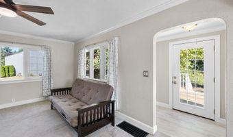 11007 SE MCCREARY Ln, Boring, OR 97009