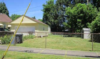 1081 Seward Ave, Akron, OH 44320
