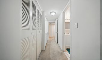 4408 ISLAND Pl T2, Annandale, VA 22003