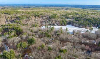 162 Lakeside Oaks Dr, Barrington, NH 03825